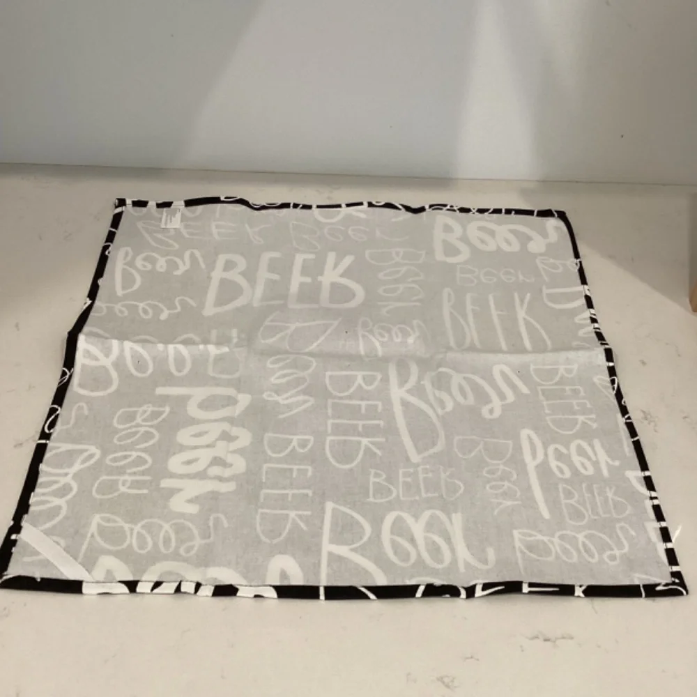 NEW Set of 2 Black & White Beer/ Wine pattern kitchen / bar area towels 19x19”